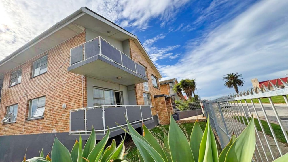 Apartment for sale in Sydenham, Port Elizabeth, Gqeberha - 1PLZ1735211