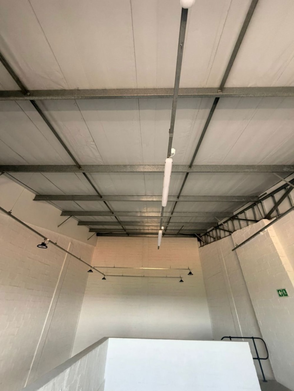 Commercial industrial property to rent in Shakas Head - 1BD1735694