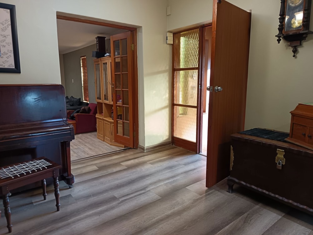 House for sale in Pioneer Park - 1NW1735600