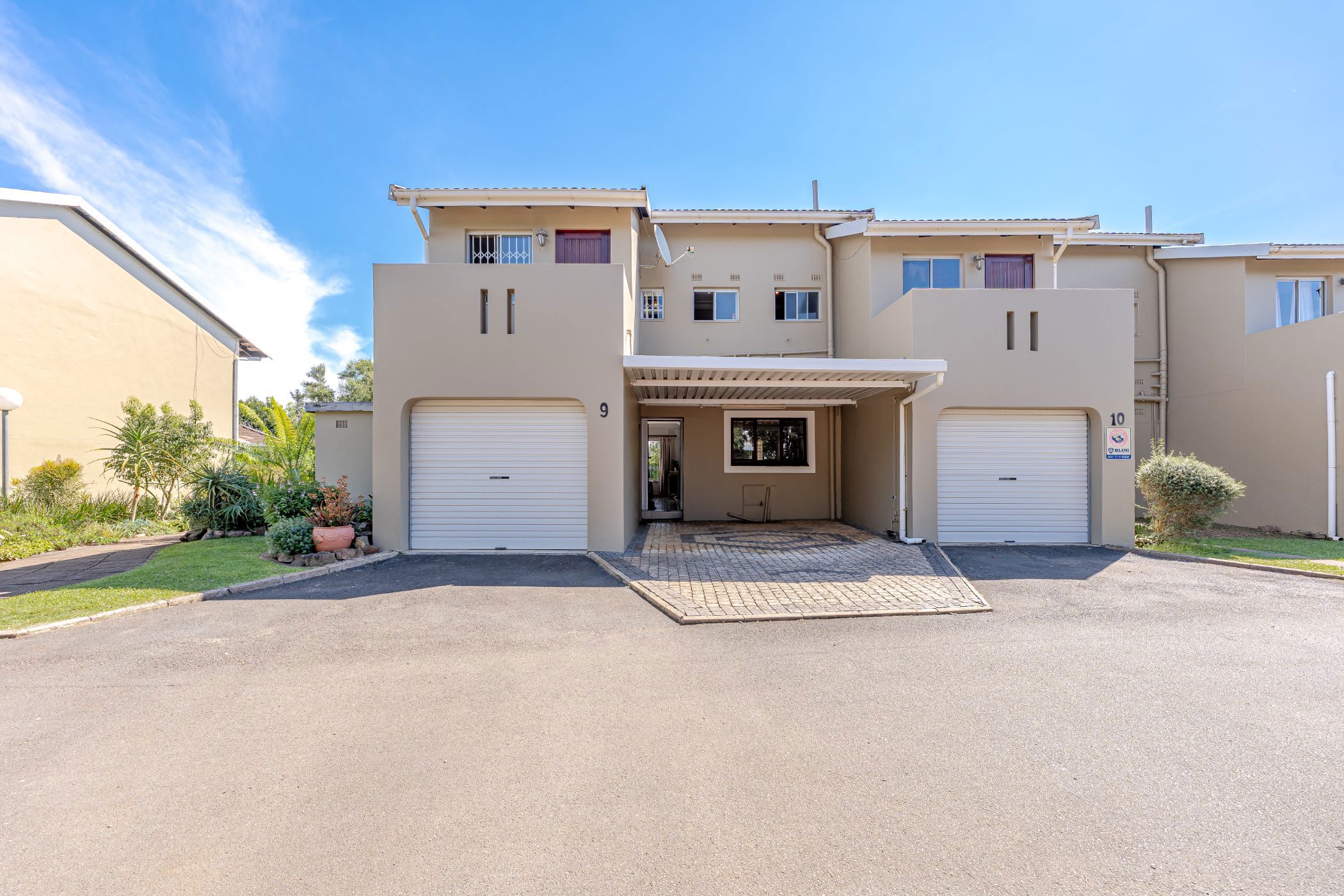 Townhouse for sale in Waterfall, Upper Highway - 1KF1737106