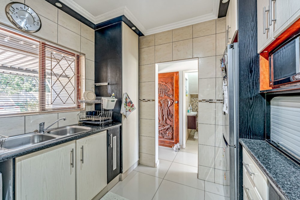 Townhouse for sale in Waterfall, Upper Highway - 1KF1737106