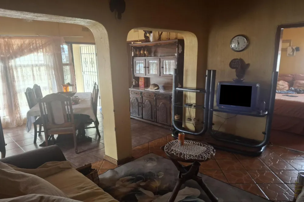 House for sale in Tembisa - KTP1736211 House for sale in Tembisa - KTP1736211