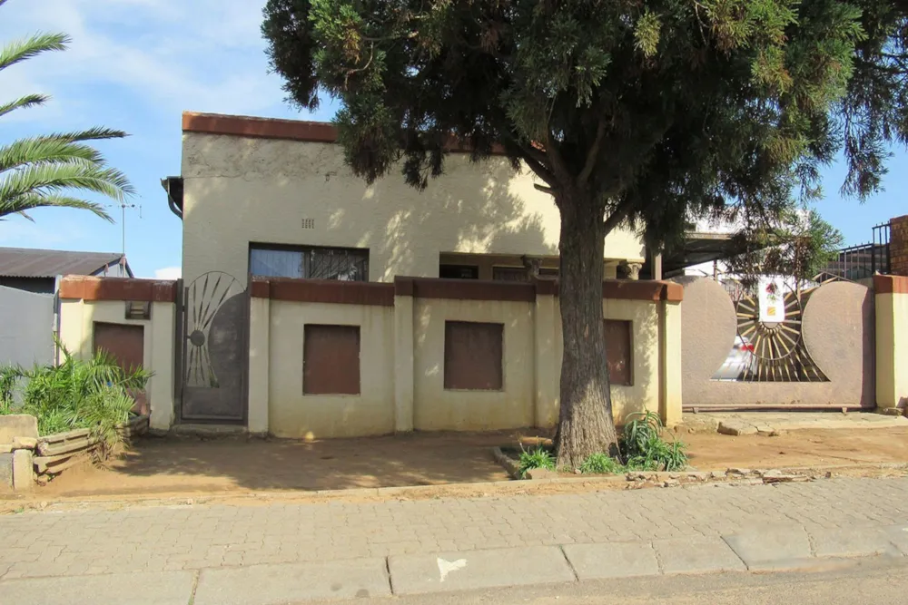 House for sale in Tembisa - KTP1736211 House for sale in Tembisa - KTP1736211