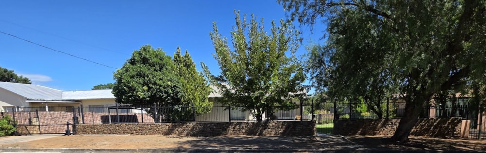 House for sale in Cradock - 1KK1735540