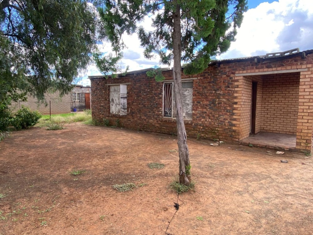House for sale in Rocklands, Kagisanong - 1BX1735740 House for sale in Rocklands, Kagisanong - 1BX1735740