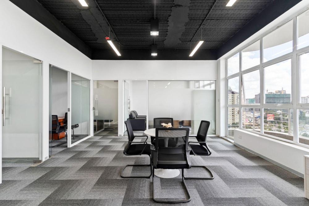 Commercial office for sale in Kilimani, Kenya - 3KE1735561