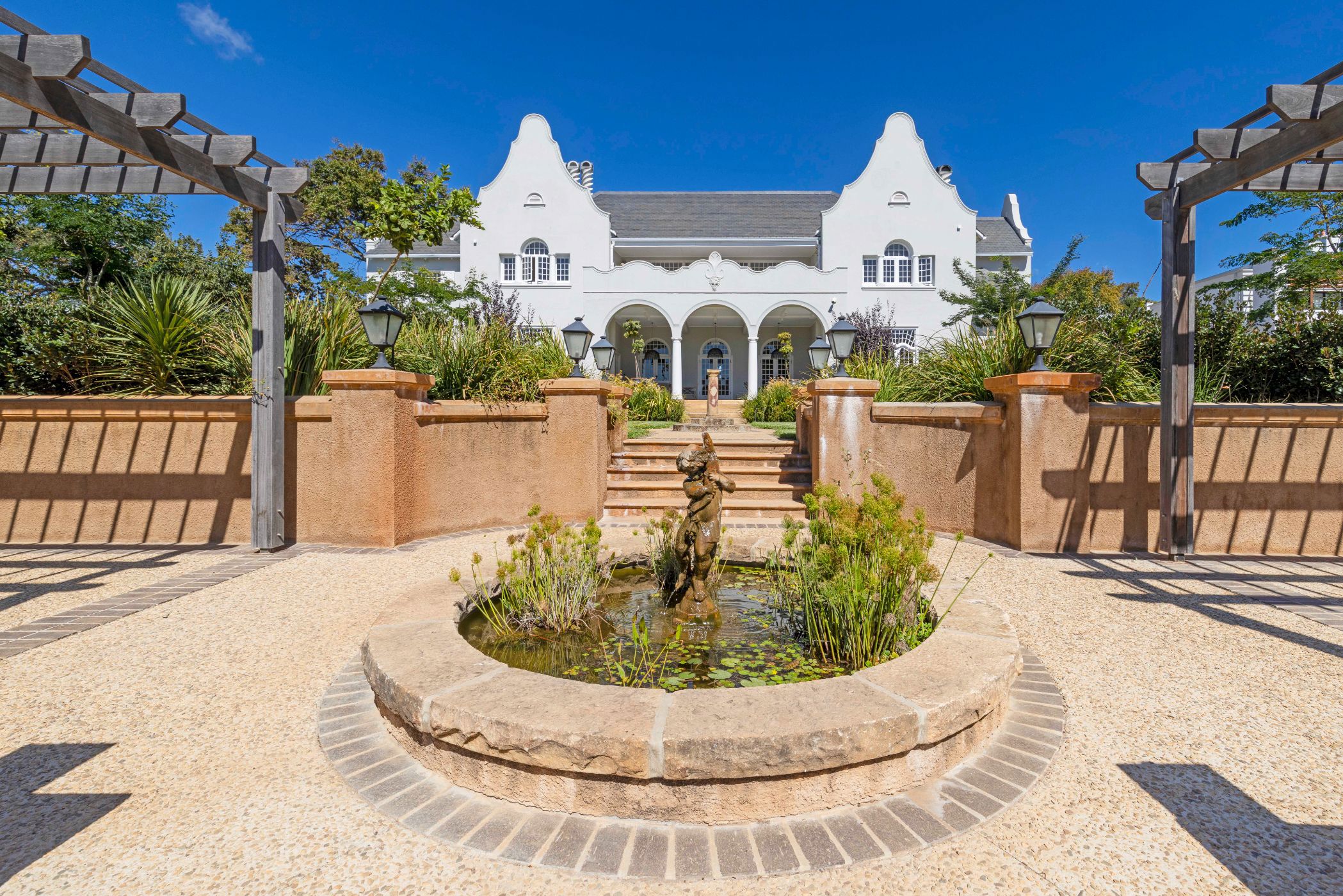 Apartment to rent in Claremont Upper - RBL1735688