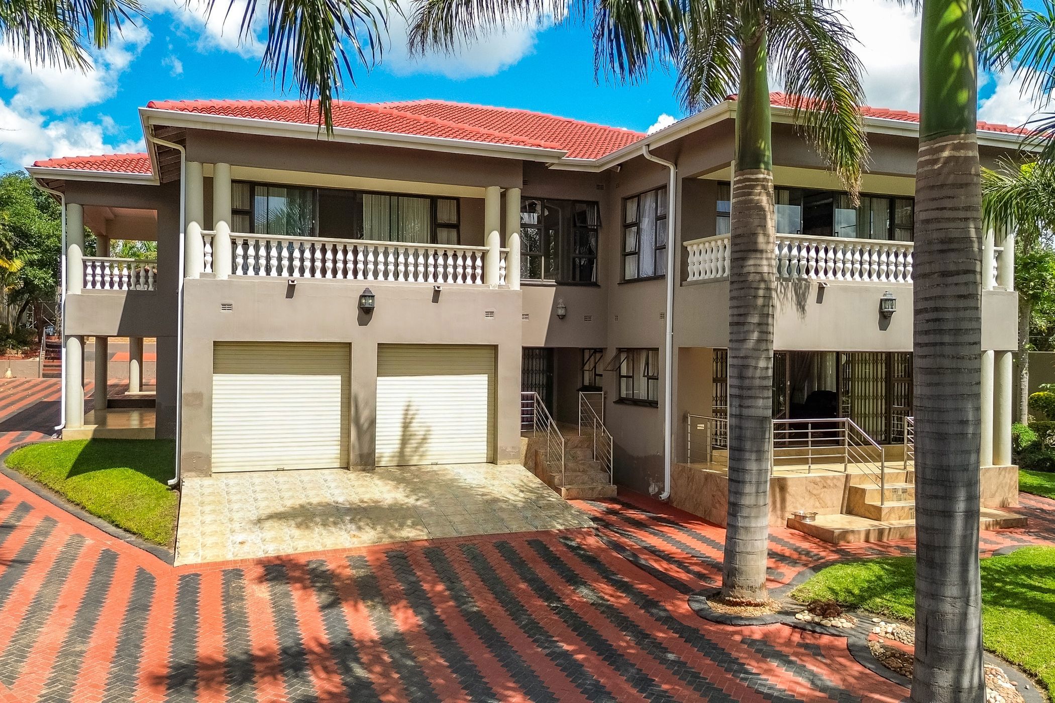 Double-storey house for sale in Pomona , Zimbabwe - 3ZB1735604