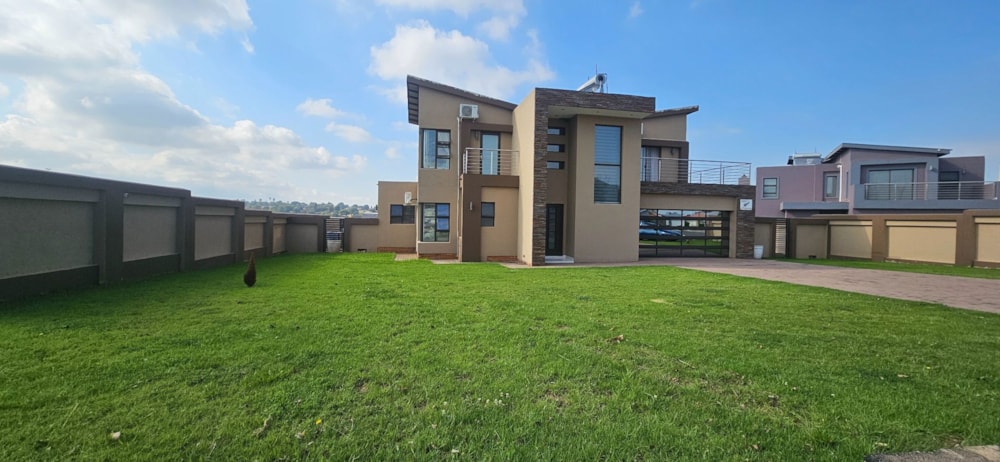 Double-storey house for sale in Helderwyk Estate - 1BJ1735610