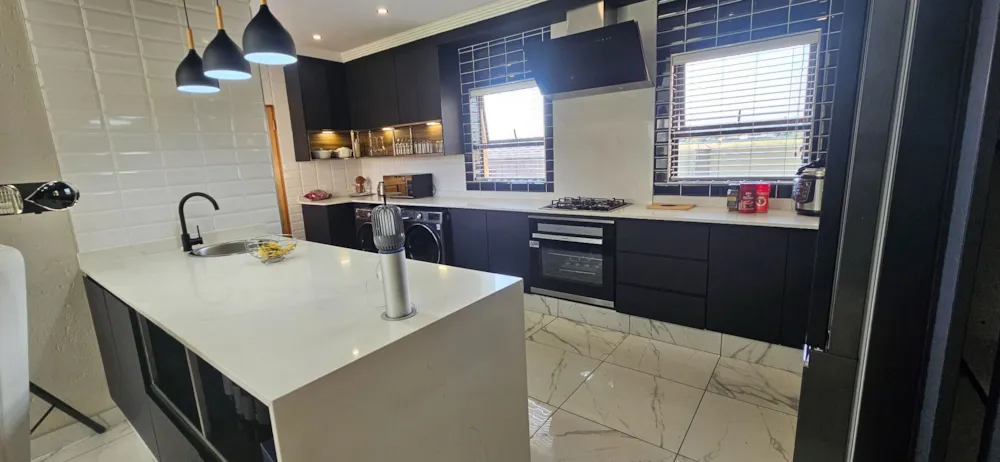 Double-storey house for sale in Helderwyk Estate - 1BJ1735610 Double-storey house for sale in Helderwyk Estate - 1BJ1735610
