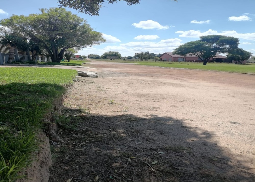 Vacant land for sale in Hendrina - 1MD1735631 Vacant land for sale in Hendrina - 1MD1735631