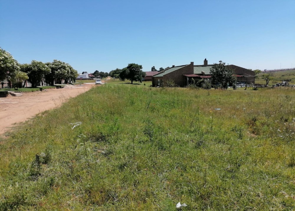 Vacant land for sale in Hendrina - 1MD1735631 Vacant land for sale in Hendrina - 1MD1735631