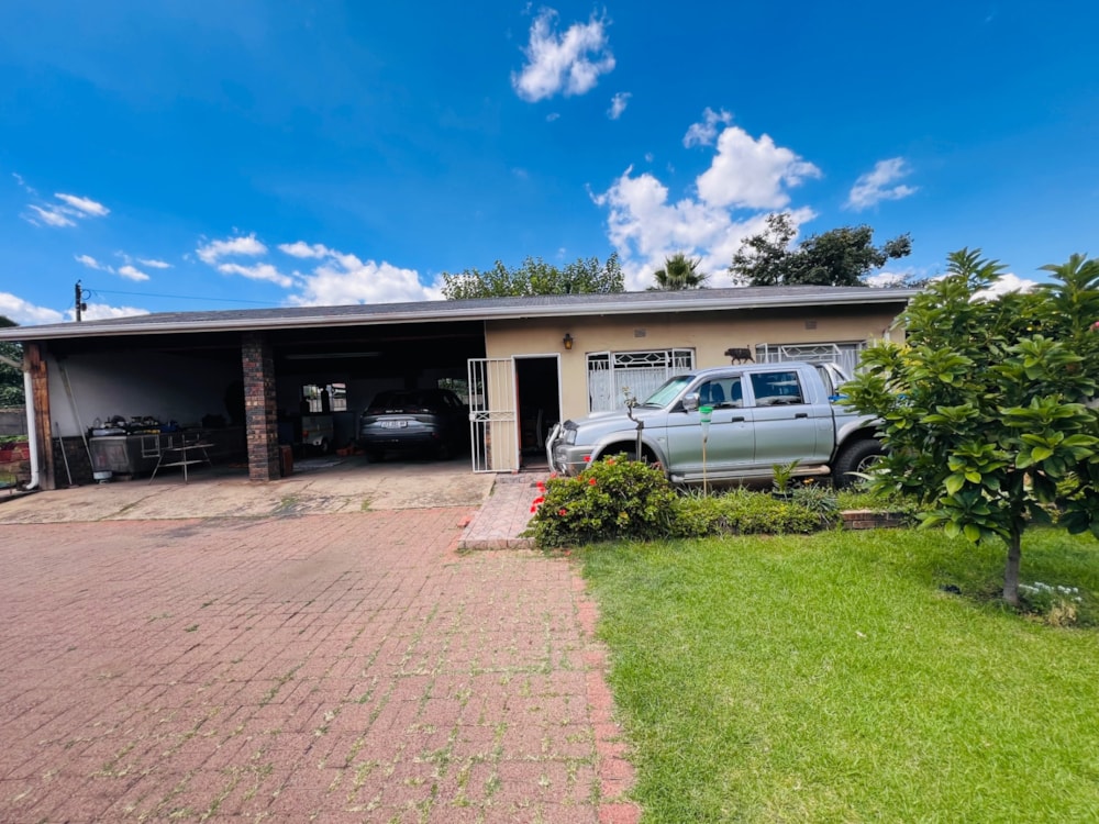 House for sale in Witbank Central (eMalahleni Central)  - 1WD1735648