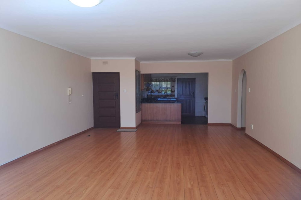 Apartment to rent in Athlone Park - 1WB1735667