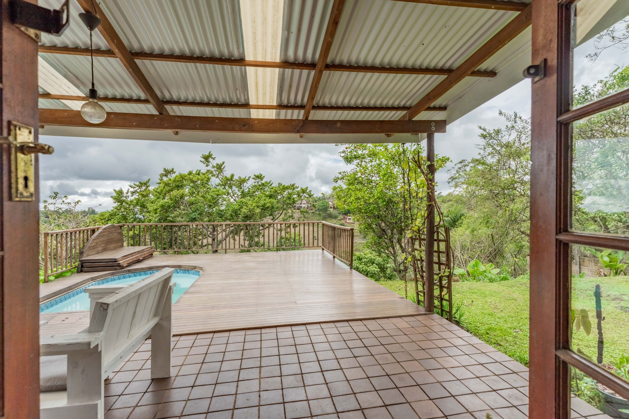 House for sale in Waterfall, Upper Highway - 1KF1735677