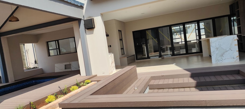 Security estate home for sale in Midstream Heights - CN1735696