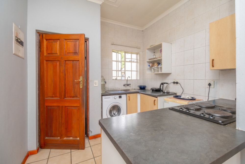 Apartment for sale in Sharonlea - RAN1735698