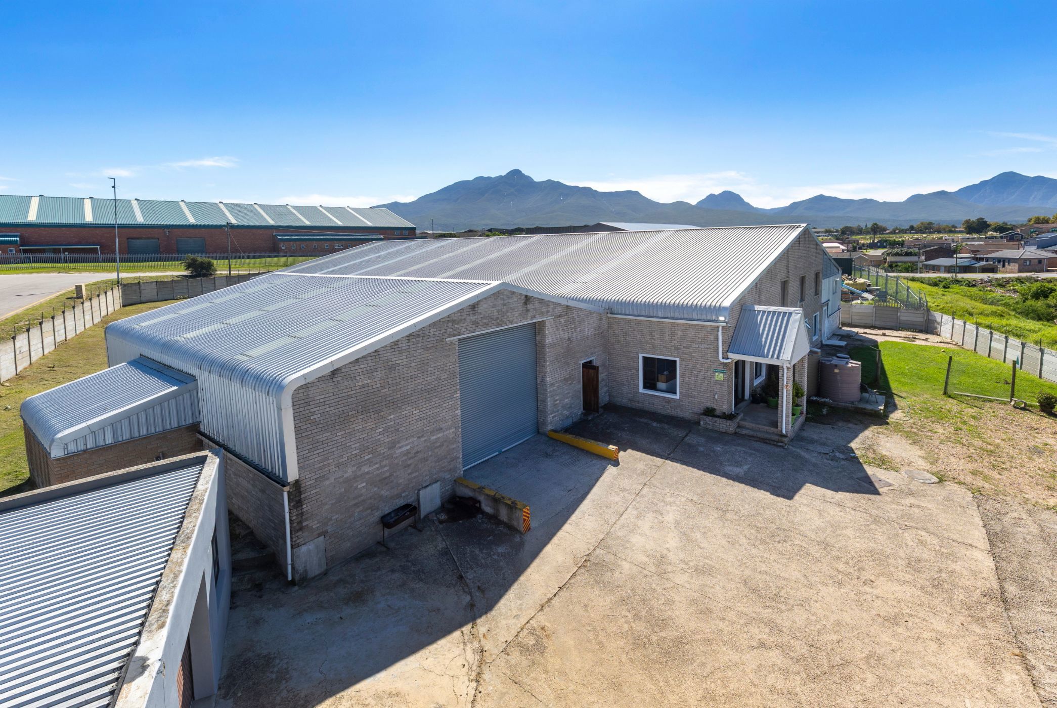 Commercial industrial property for sale in George - GEO1736344