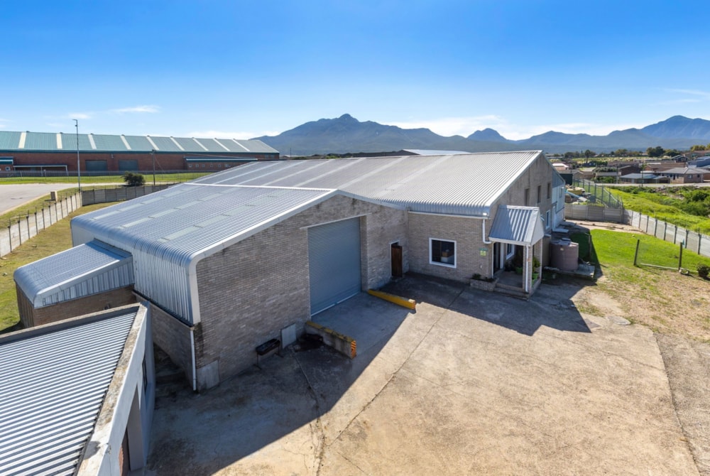 Commercial industrial property for sale in George - GEO1736344