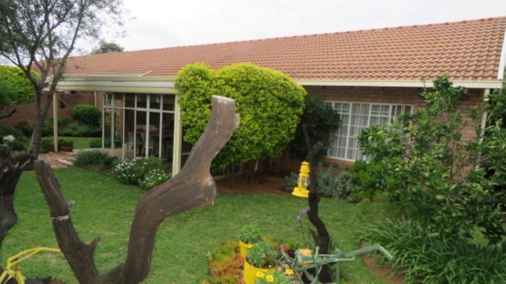 Retirement home for sale in Bela Bela - 1MDM1735752