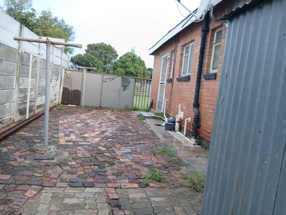 House for sale in Selection Park - 1SP1735742