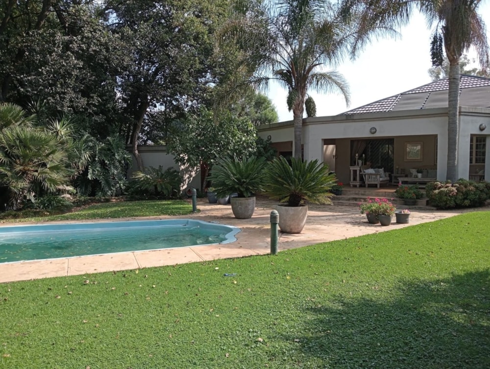 House for sale in Selection Park - 1SP1735819