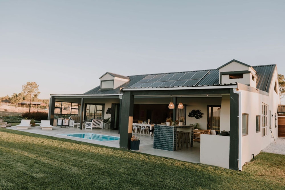 Smallholding for sale in Albertinia - 1SR1735834