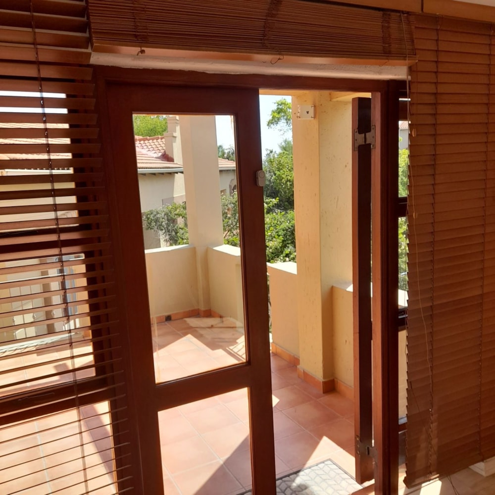 Apartment to rent in Douglasdale - FYL1735883