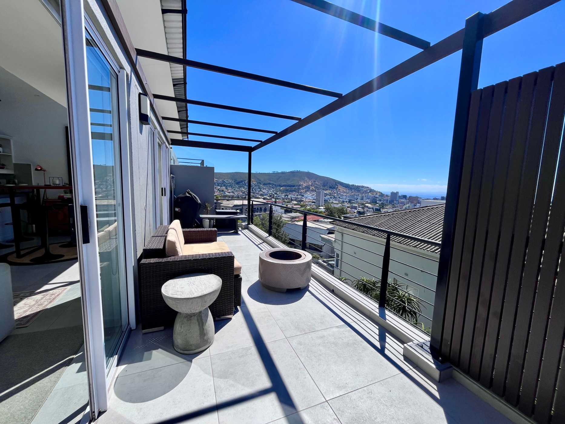 Apartment to rent in Vredehoek - CBL1735898