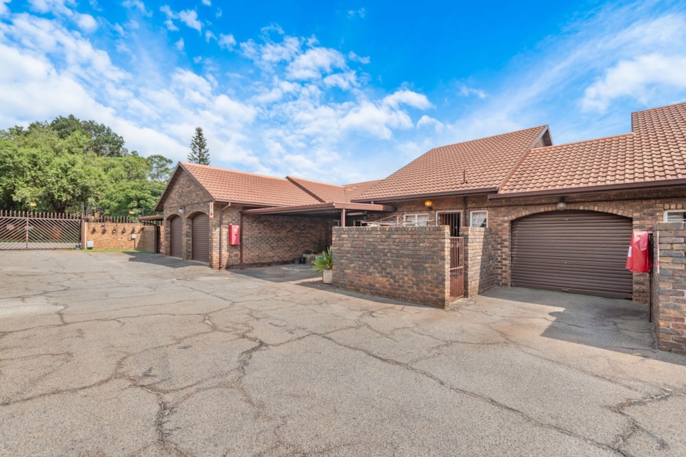 Townhouse for sale in Birchleigh North - KTP1736004 Townhouse for sale in Birchleigh North - KTP1736004