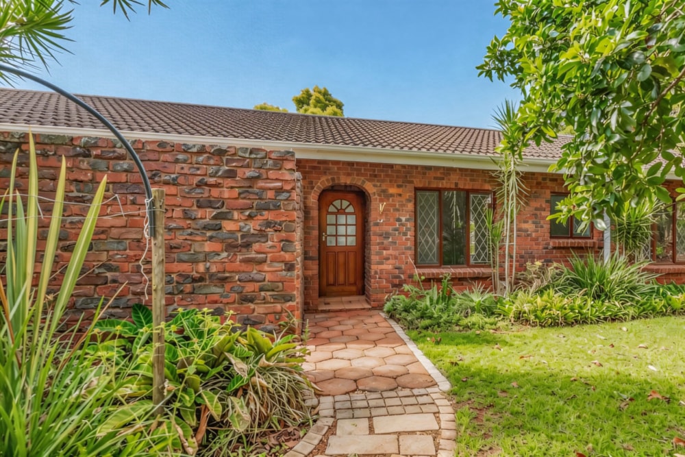 House for sale in Waterfall, Upper Highway - 1KF1735931 House for sale in Waterfall, Upper Highway - 1KF1735931