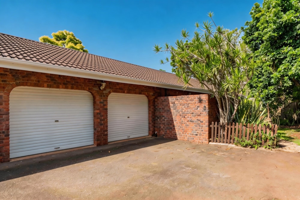 House for sale in Waterfall, Upper Highway - 1KF1735931 House for sale in Waterfall, Upper Highway - 1KF1735931