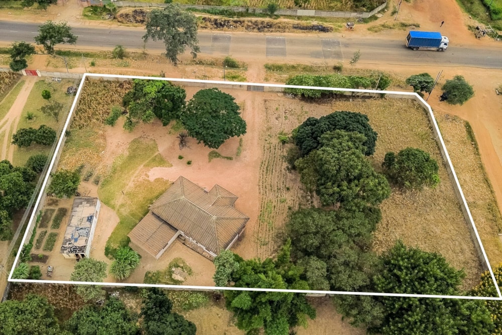 House for sale in Waterfalls, Zimbabwe - 3ZB1737012