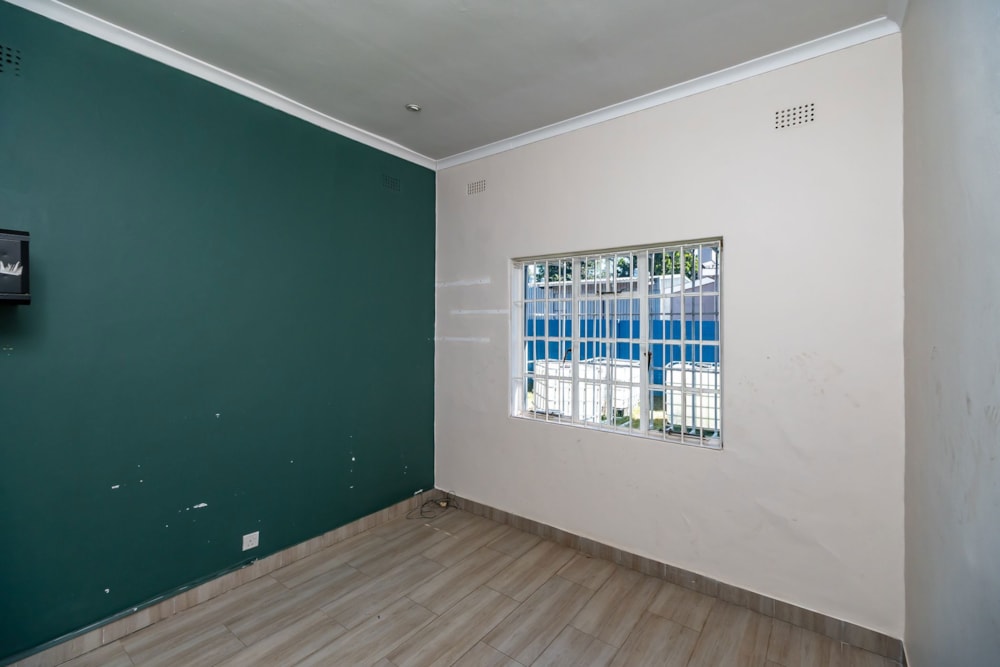 Commercial business for sale in Eastlea South, Zimbabwe - 3ZB1736114