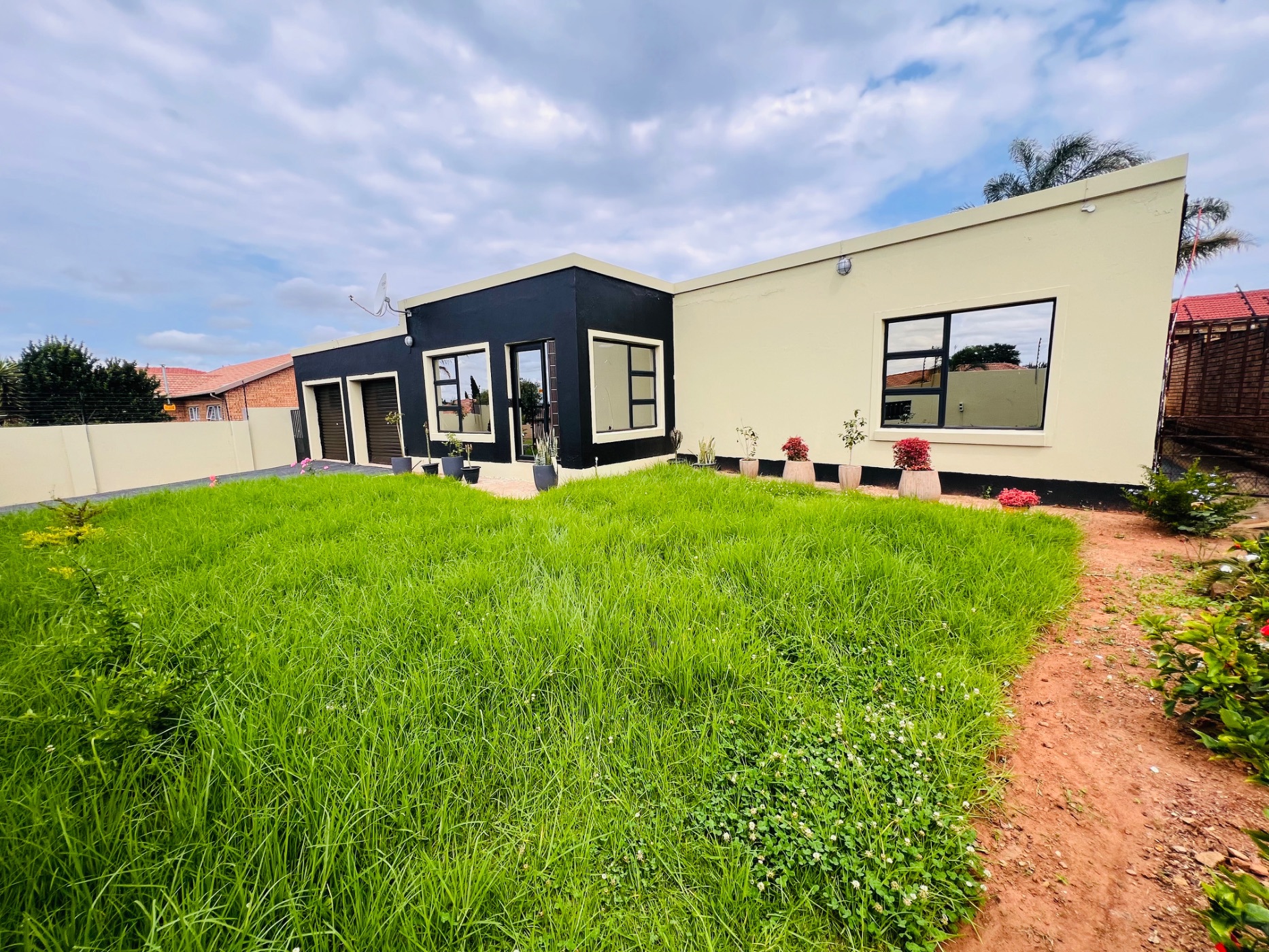 House for sale in Reyno Ridge - 1WD1735965