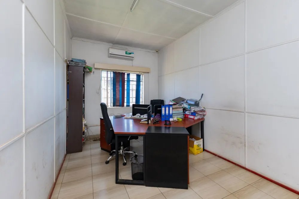 Commercial industrial property for sale in Willowvale, Zimbabwe - 3ZB1735968 Commercial industrial property for sale in Willowvale, Zimbabwe - 3ZB1735968