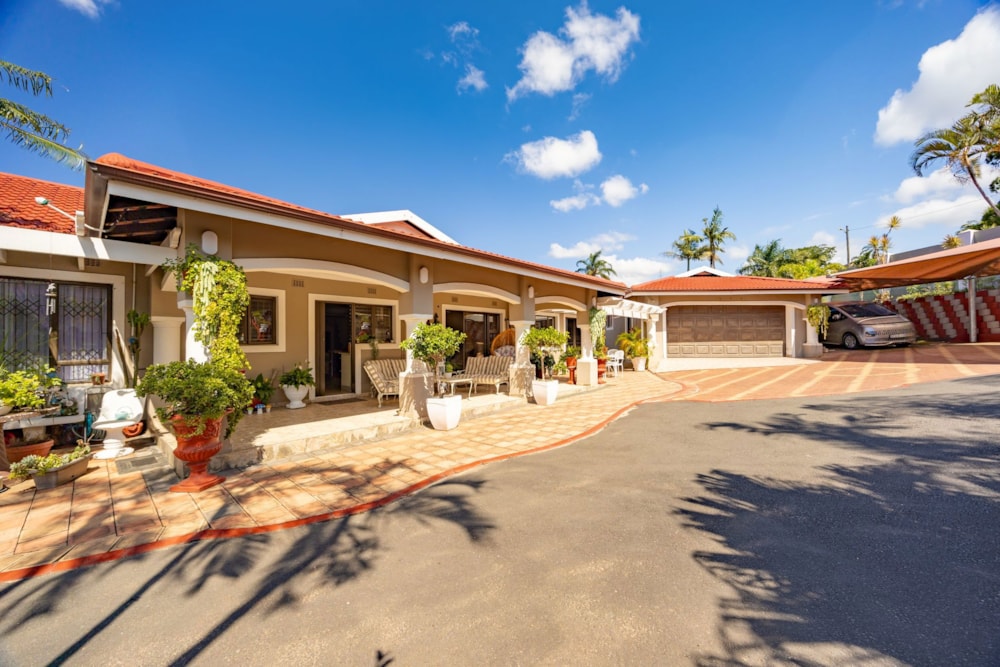 House for sale in Malvern, Queensburgh - 1WP1735988