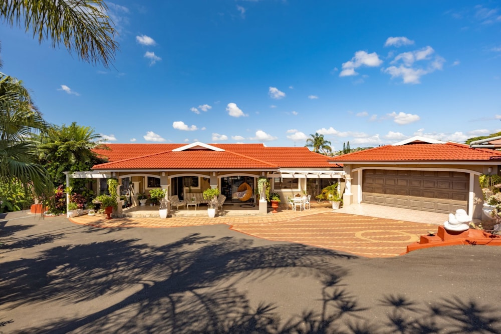 House for sale in Malvern, Queensburgh - 1WP1735988