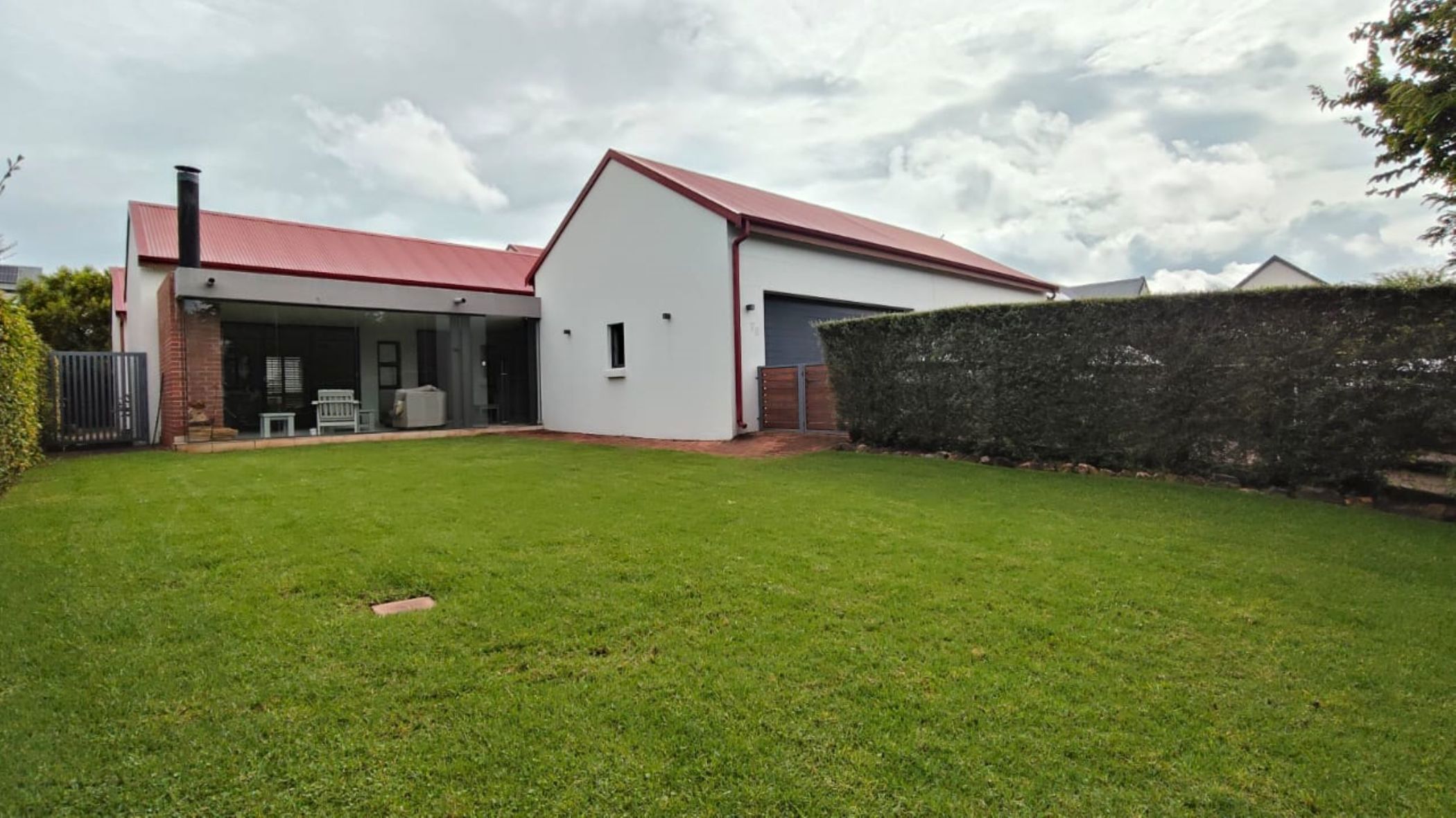 Security estate home to rent in Southdowns Estate - CN1736183