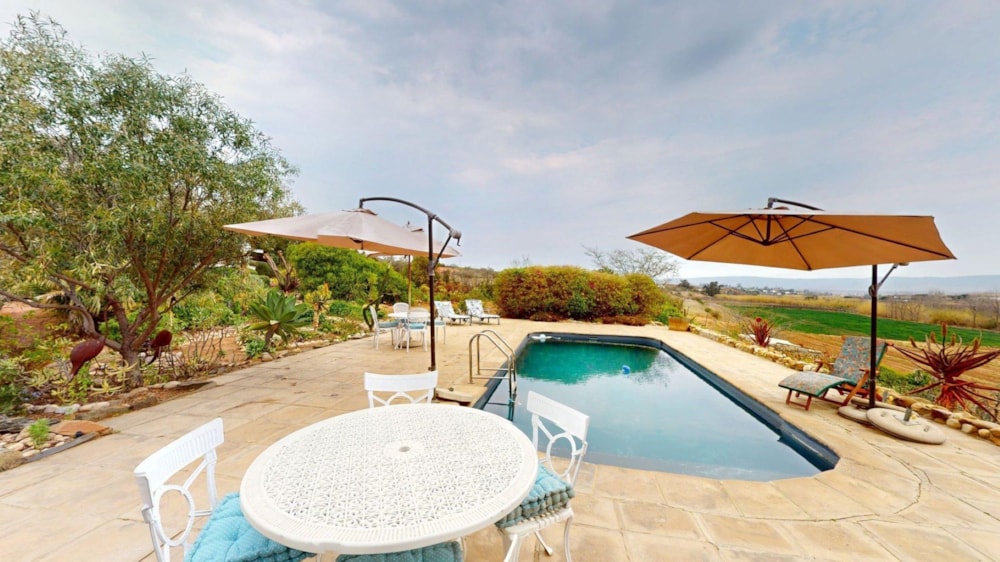 Country hotel for sale in Calitzdorp - 1OU1736288