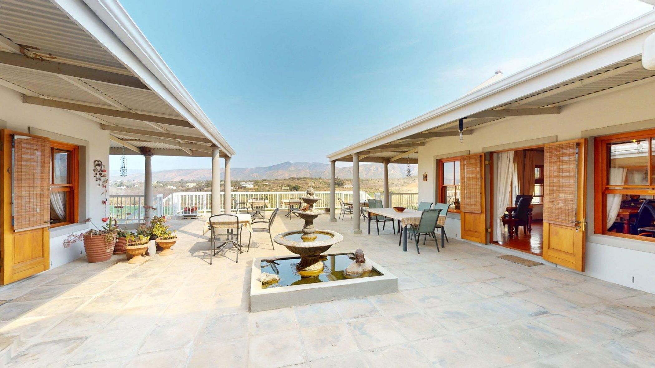 Country hotel for sale in Calitzdorp - 1OU1736288