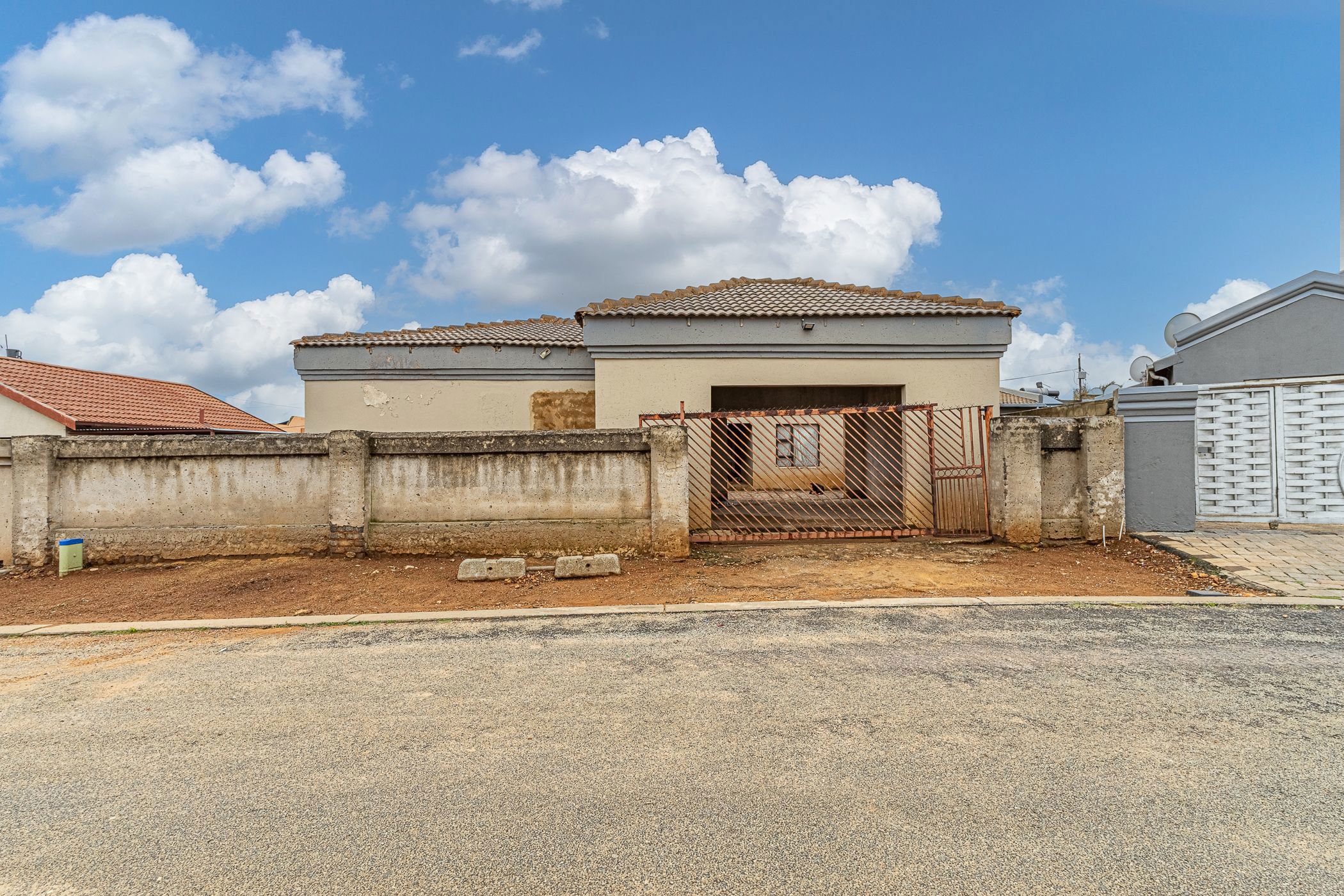 House for sale in Tembisa - KTP1737321