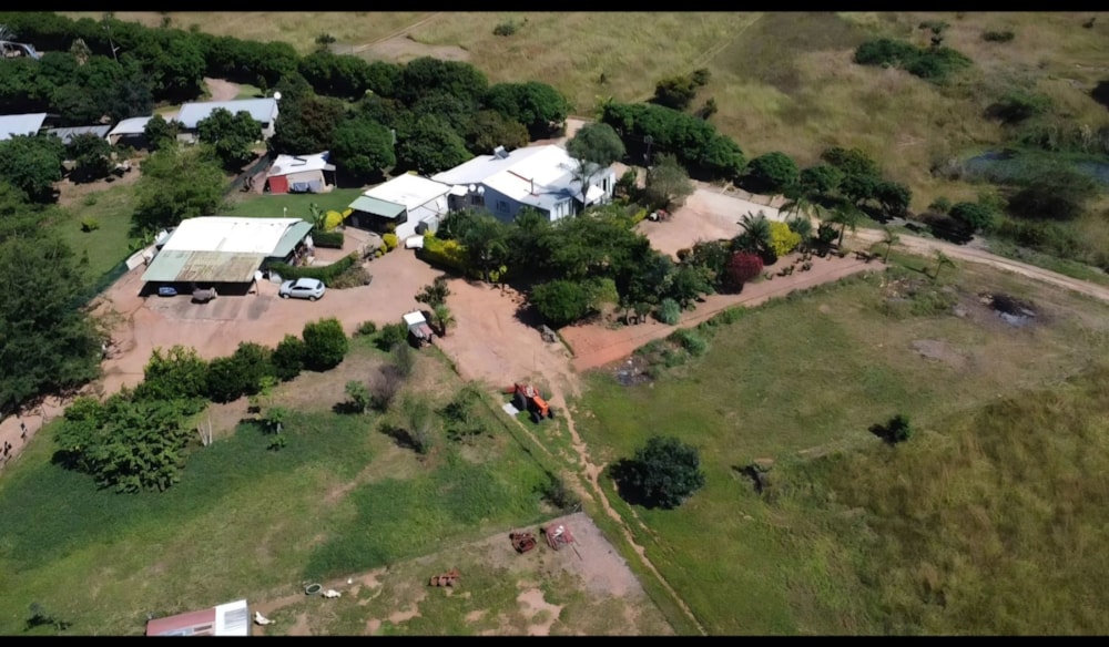 Smallholding for sale in Lushof A H - 1TA1737280