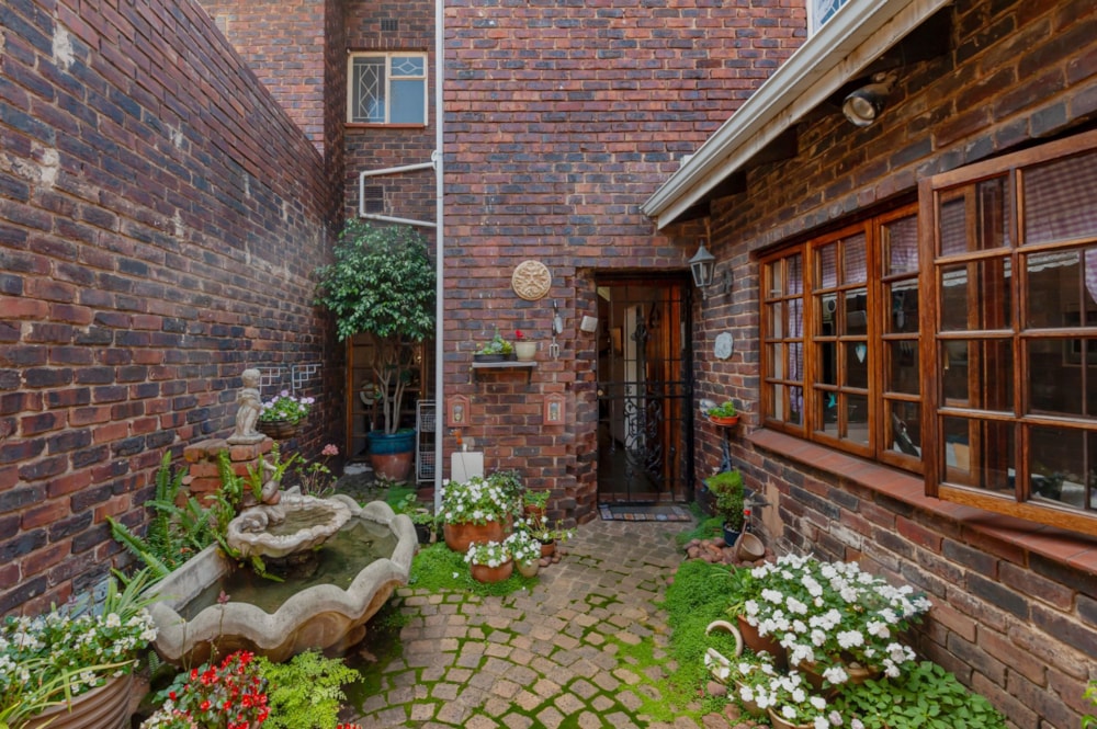 Townhouse for sale in Meadowbrook - BED1736210