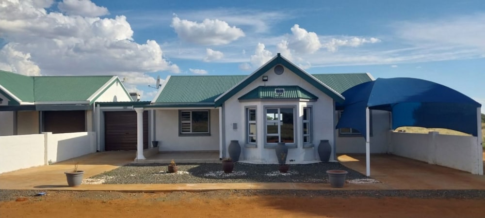 Retirement home for sale in Camelot, Kimberley - 1KJ1736319