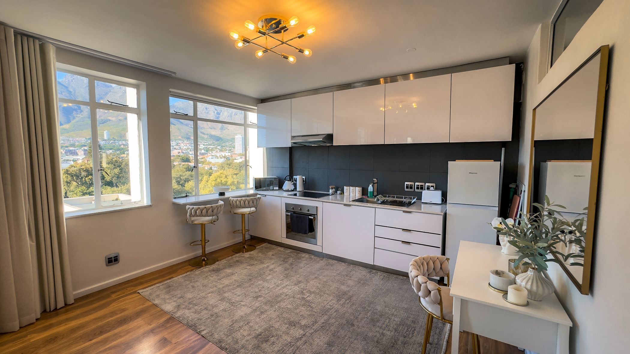 Apartment to rent in City Bowl - CBL1736184