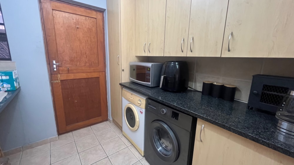 Apartment for sale in Ou Dorp - 1JF1737353