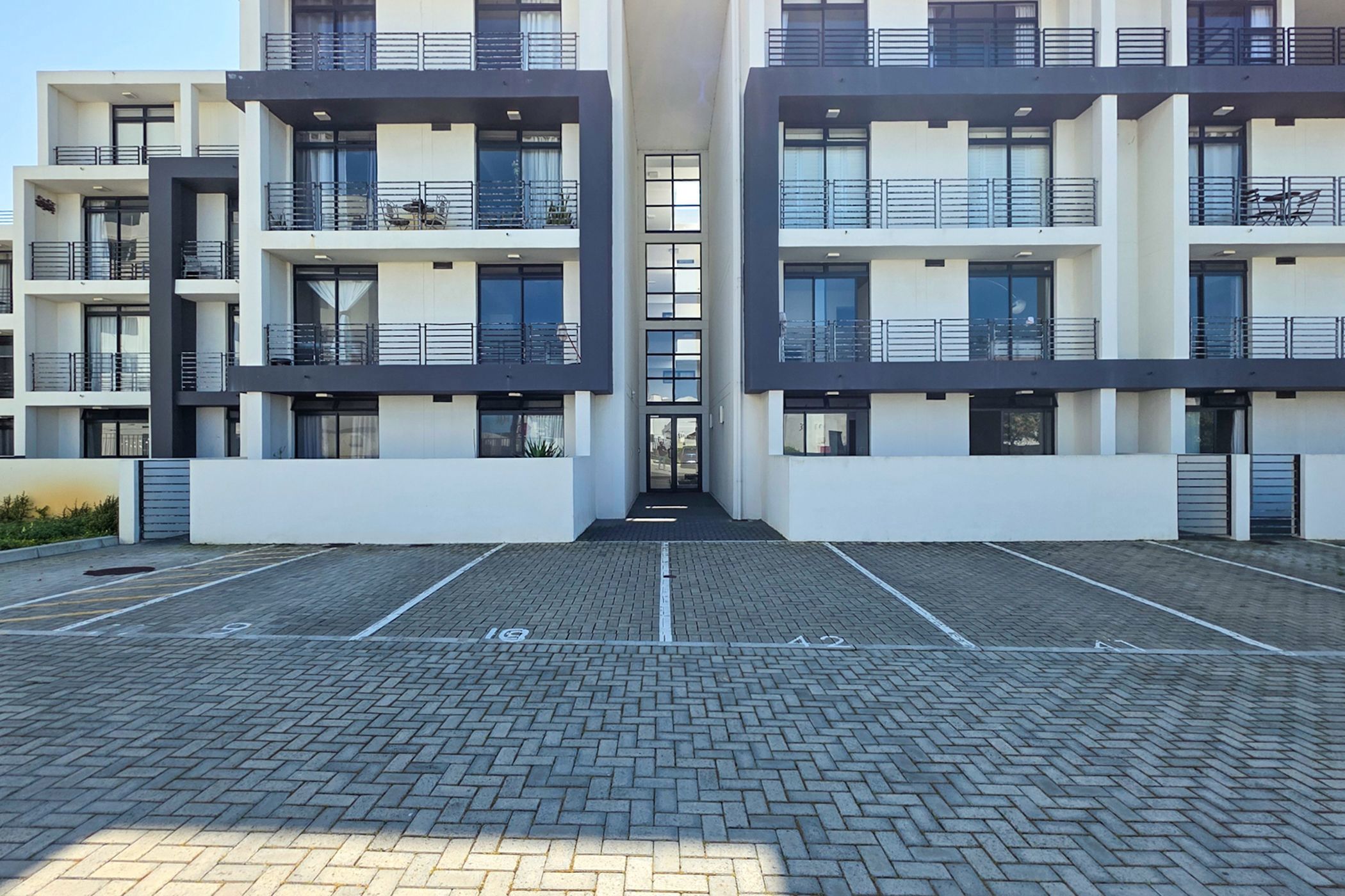 Apartment to rent in Waves Edge - 1TV1736238