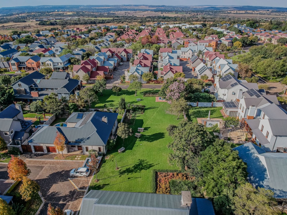 House for sale in Heritage Hill Estates - CN1736285