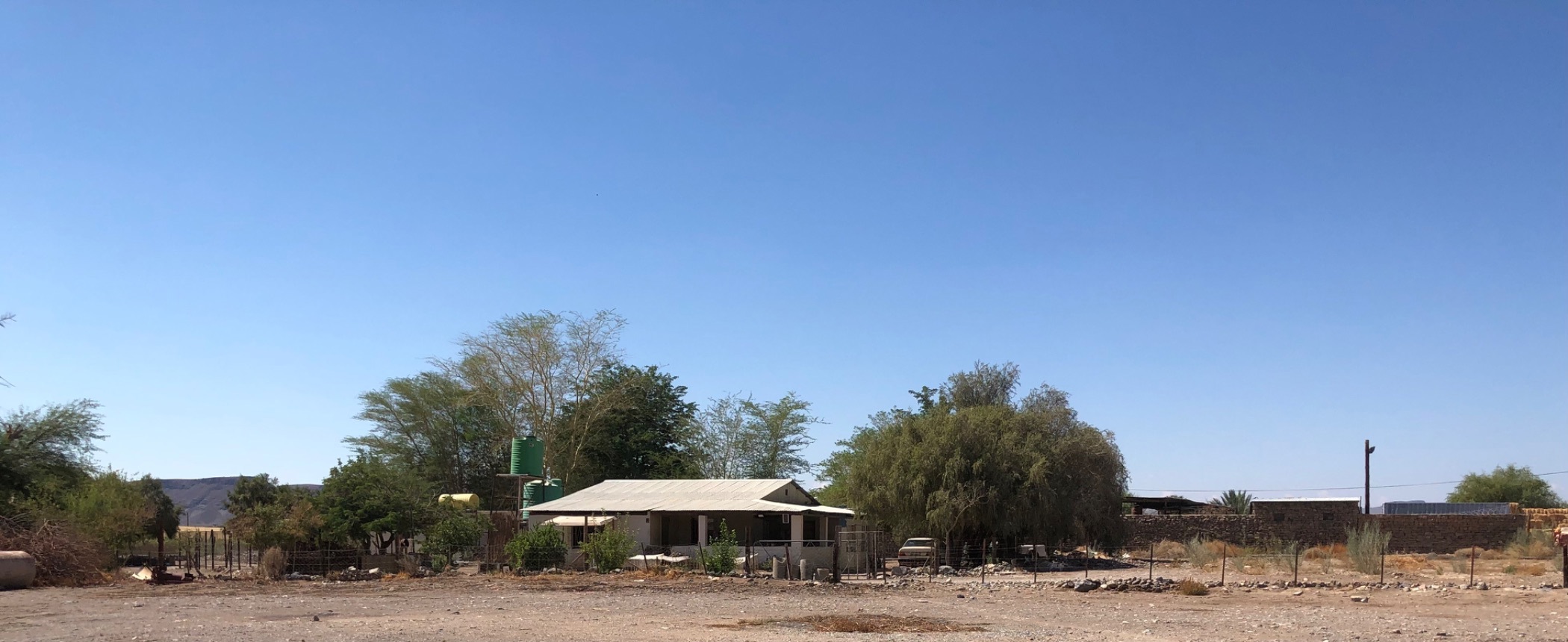 Smallholding for sale in Vioolsdrif - 1NA1736374